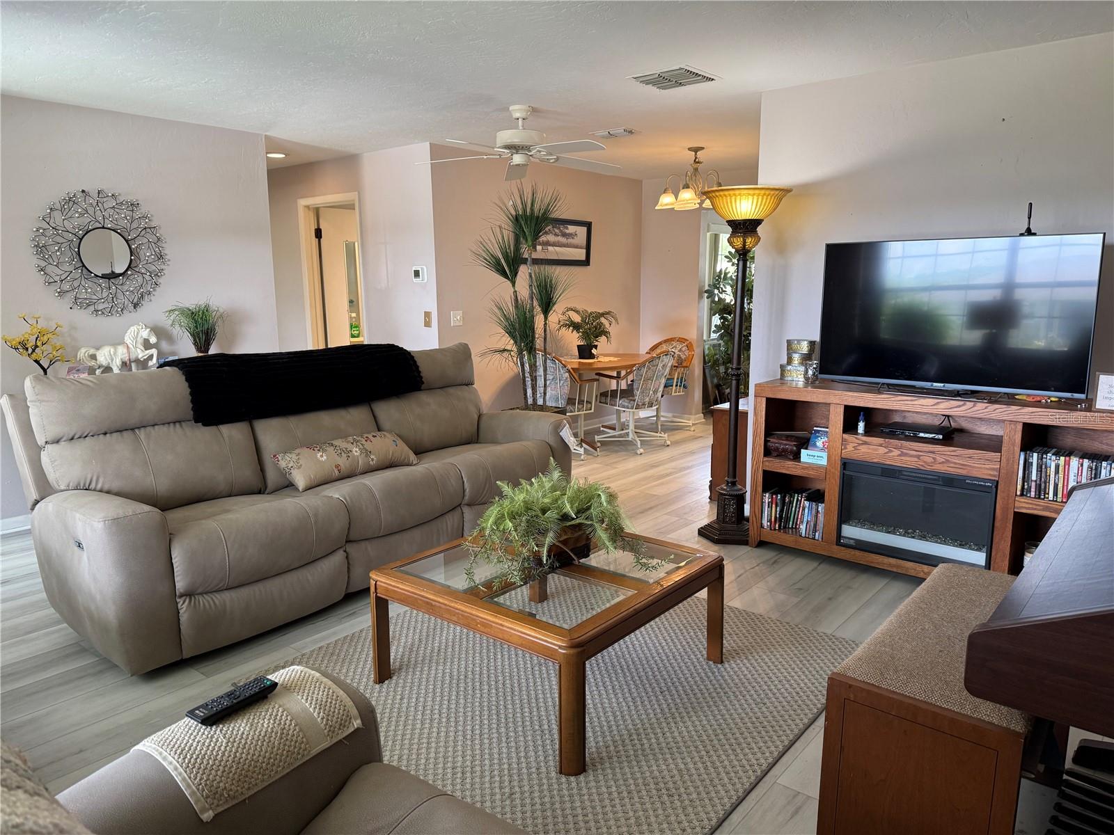 BEVERLY HILLS - Residential