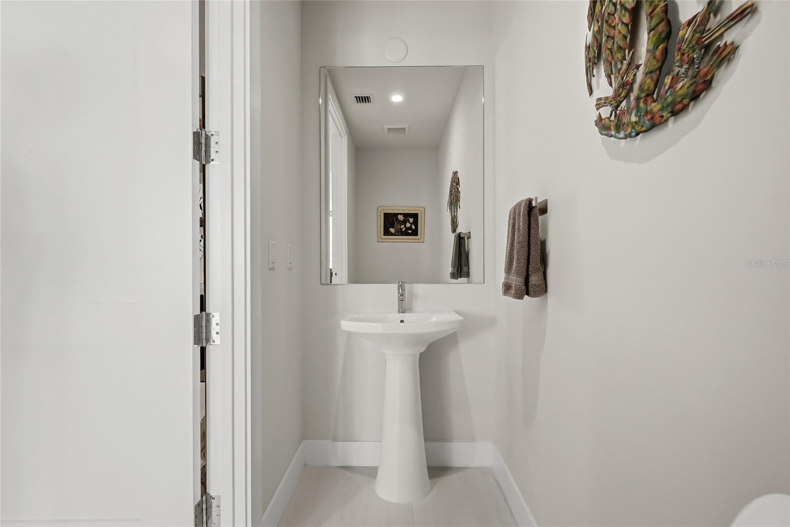 SALTAIRE ST PETERSBURG - Residential Lease