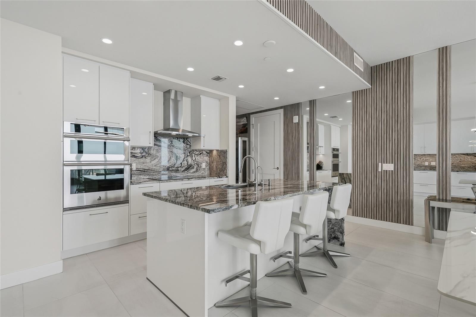 SALTAIRE ST PETERSBURG - Residential Lease