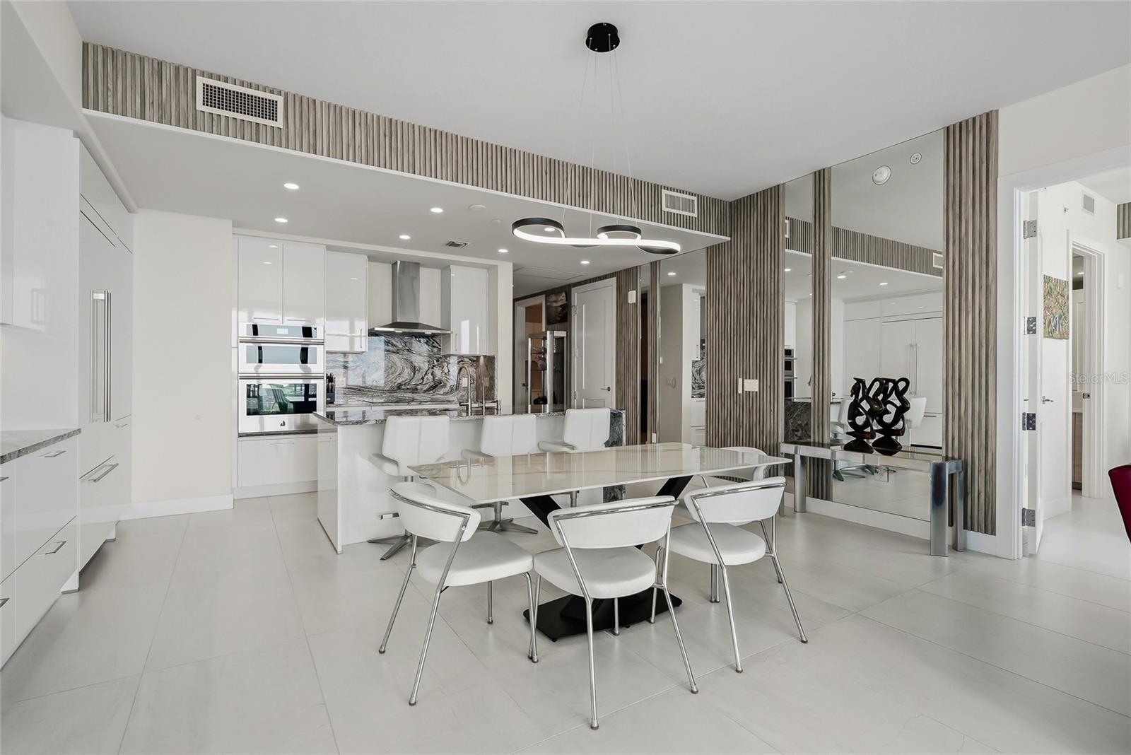 SALTAIRE ST PETERSBURG - Residential Lease