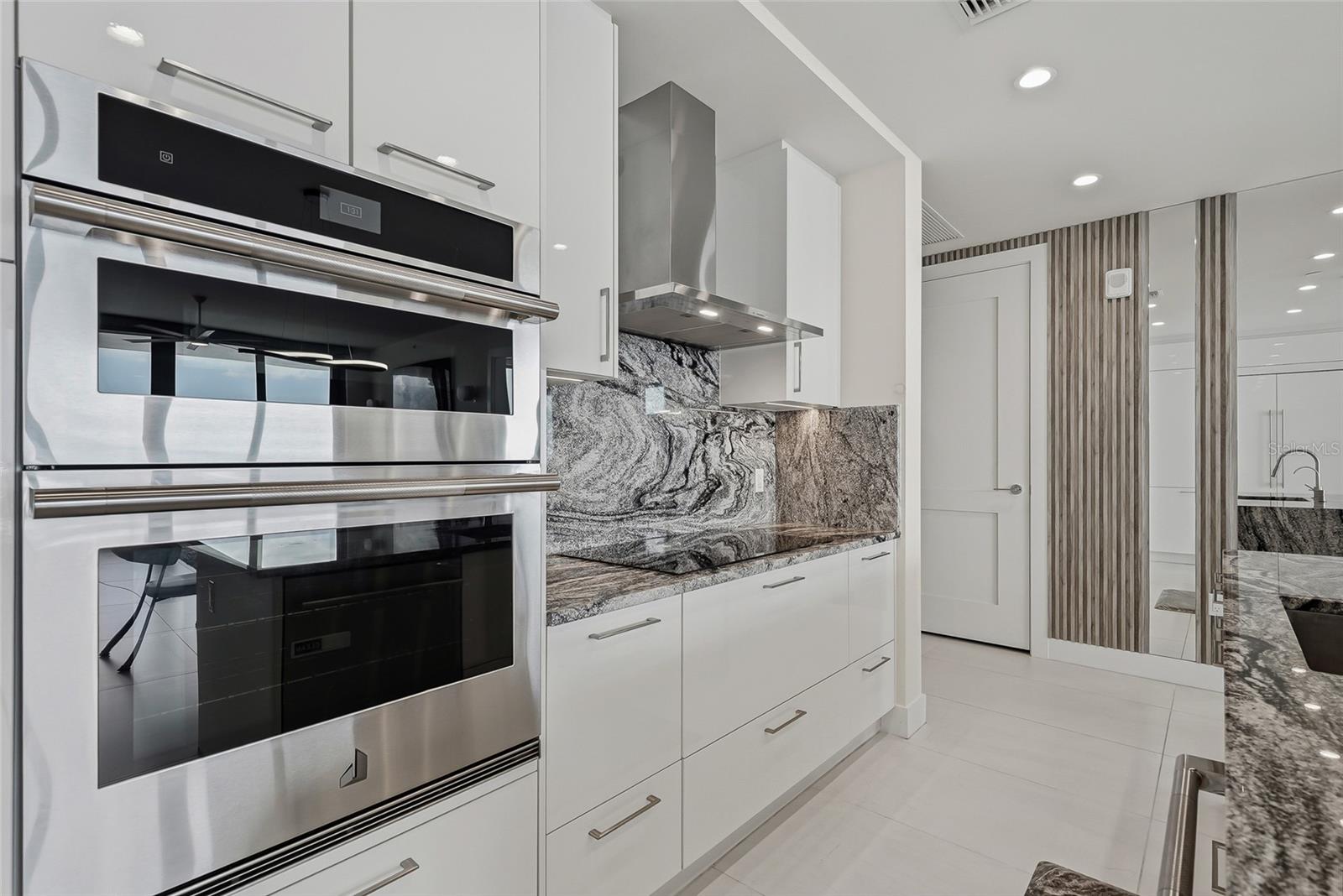 SALTAIRE ST PETERSBURG - Residential Lease
