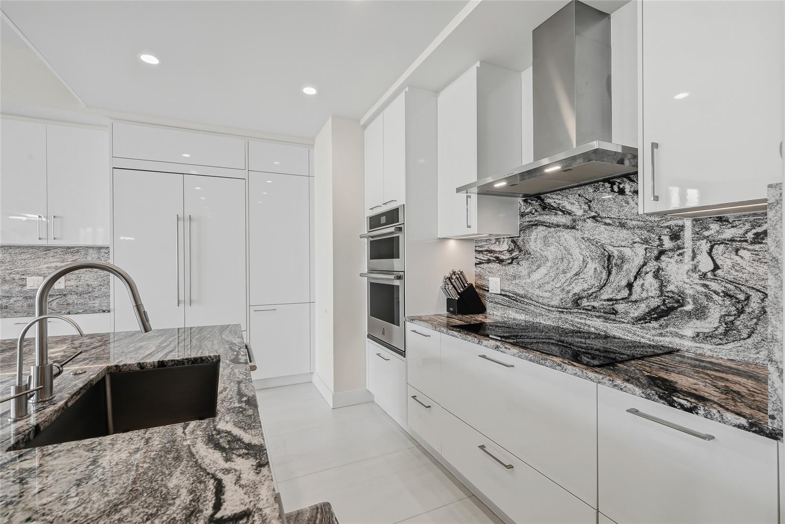 SALTAIRE ST PETERSBURG - Residential Lease