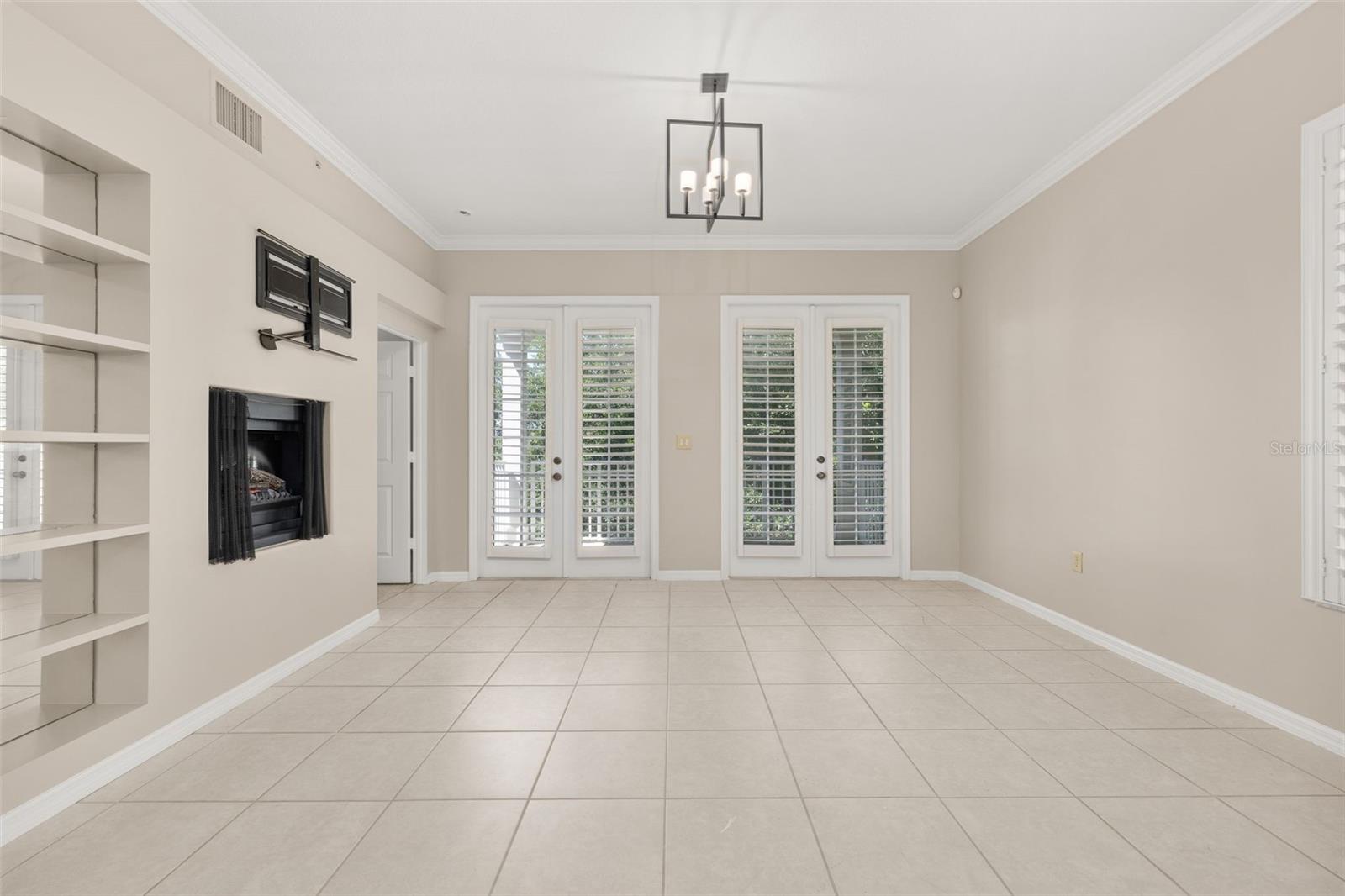 SPRING PARK TERRACES CONDO PH 3 - Residential