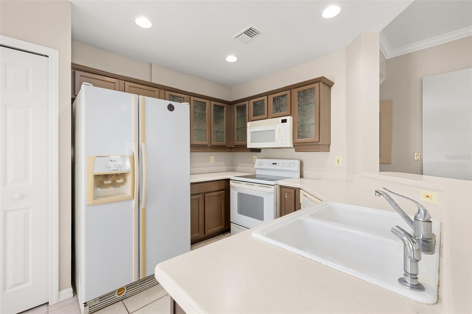 SPRING PARK TERRACES CONDO PH 3 - Residential