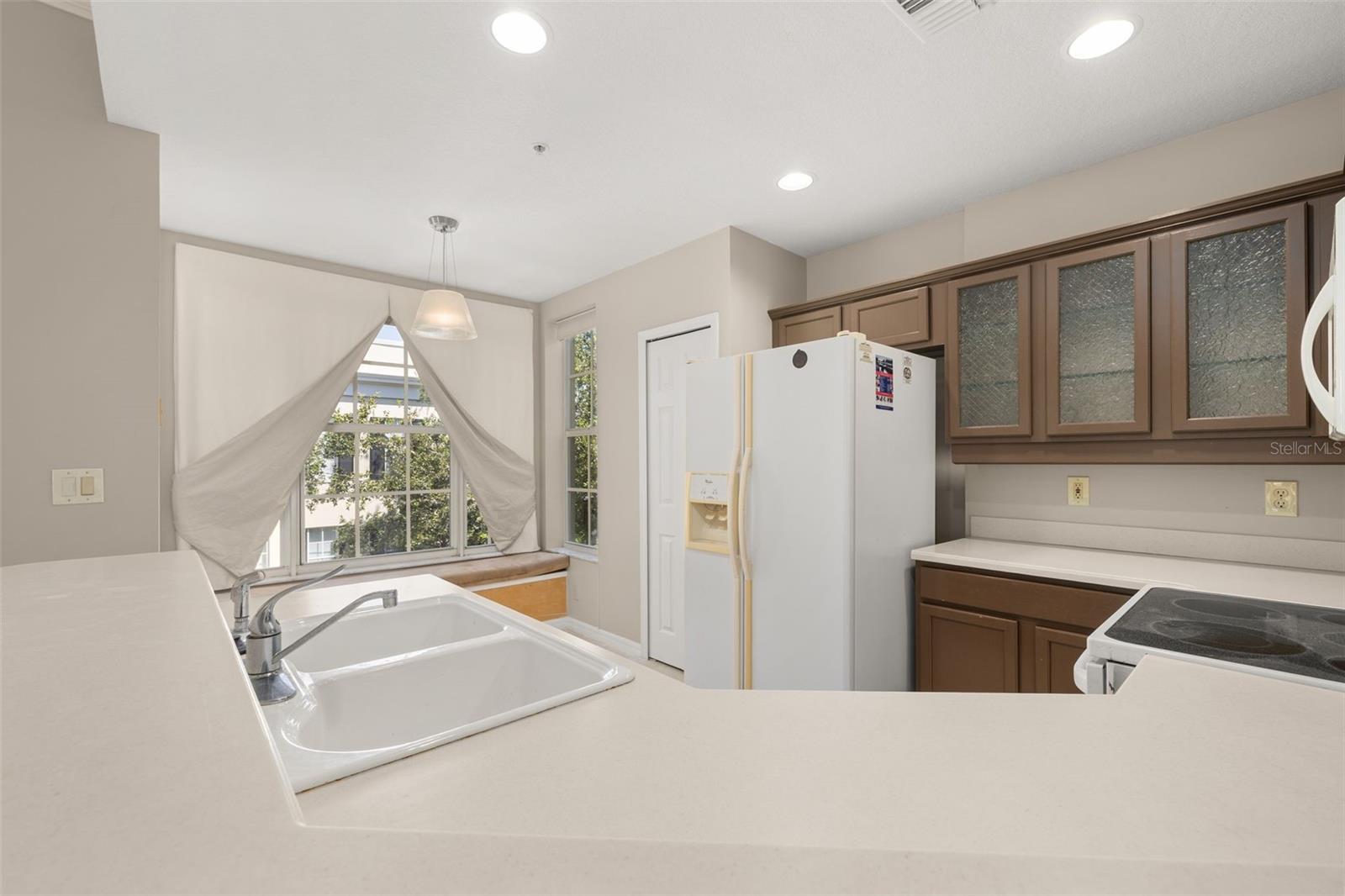 SPRING PARK TERRACES CONDO PH 3 - Residential