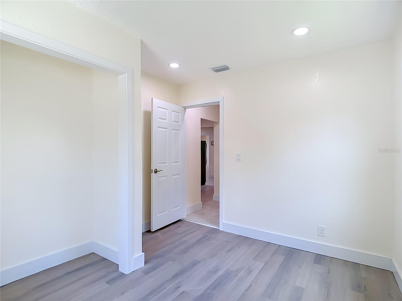 SULPHUR SPGS ADD - Residential