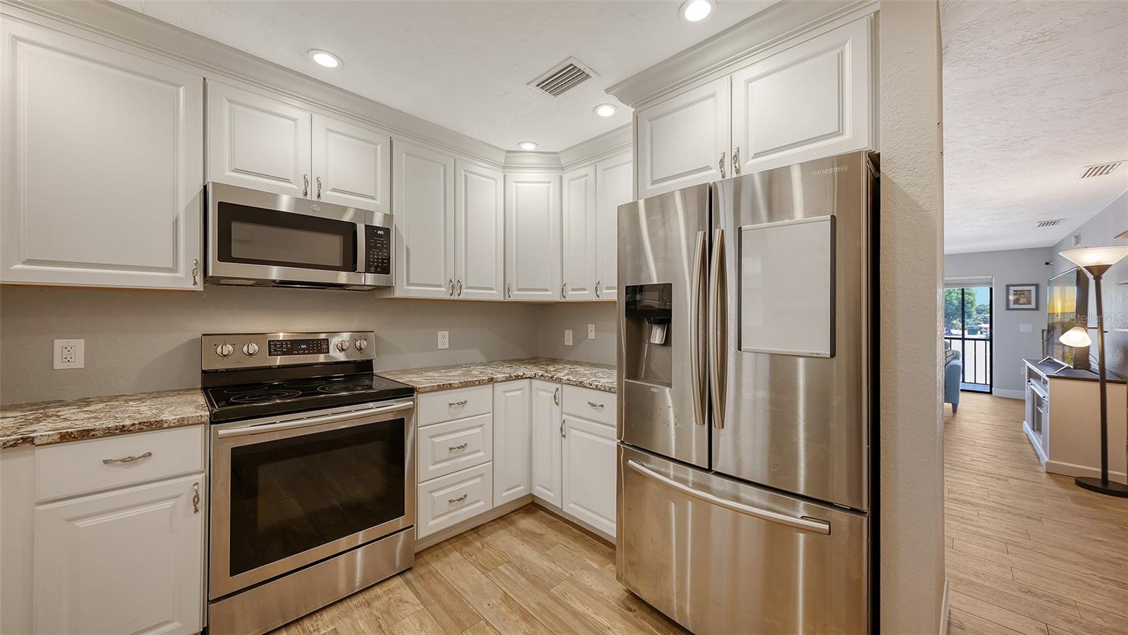 GULF GATE GARDENS - Residential