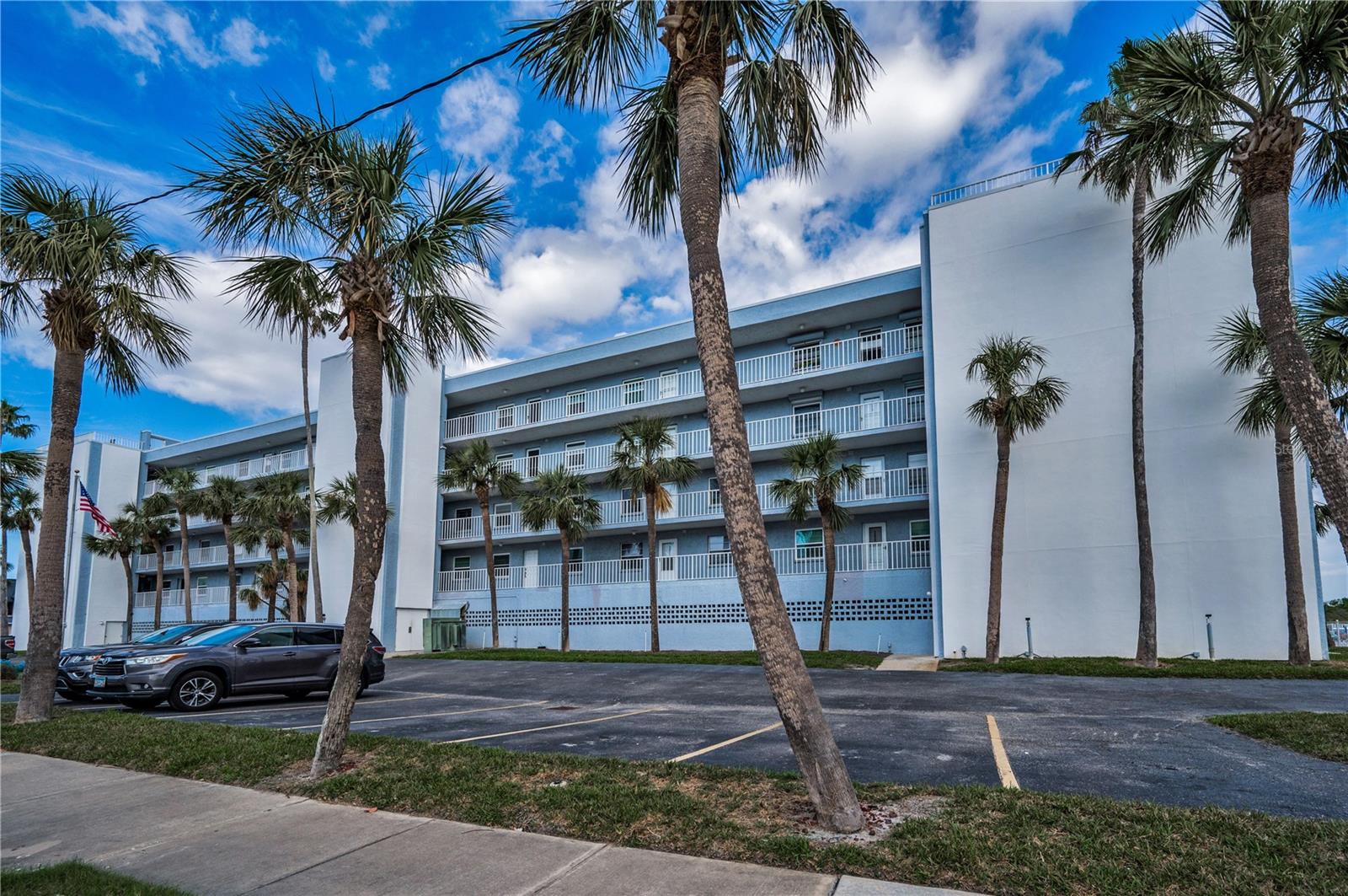 PORTSIDE CONDO - Residential