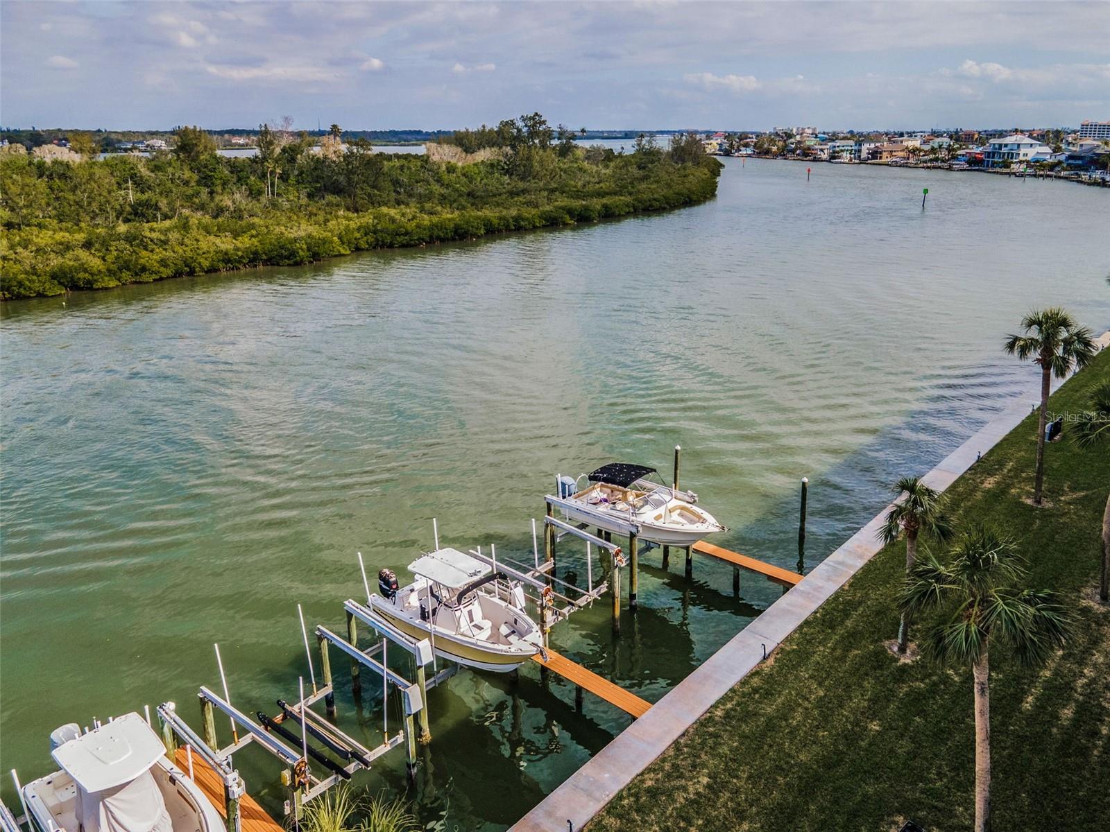 PORTSIDE CONDO - Residential