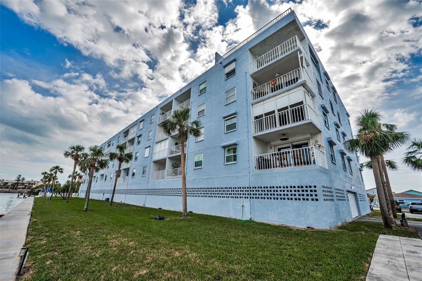 PORTSIDE CONDO - Residential
