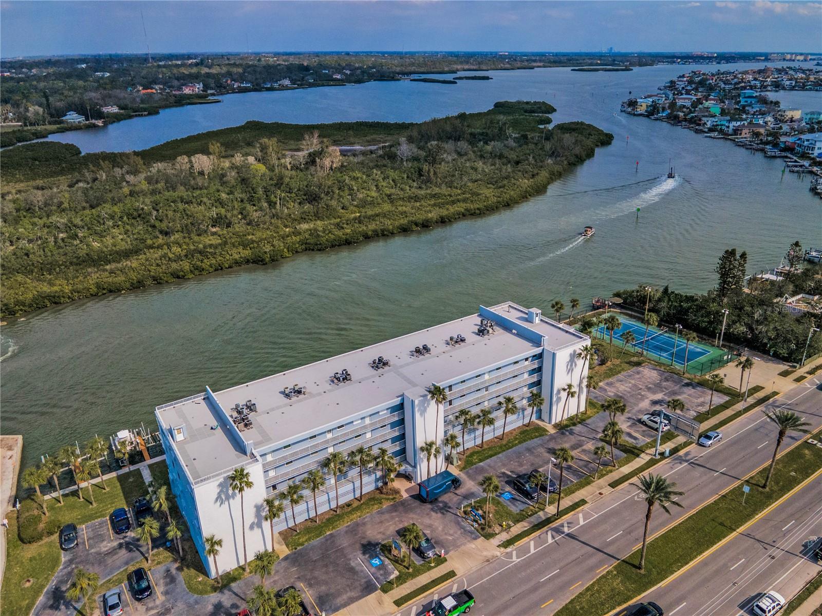 PORTSIDE CONDO - Residential