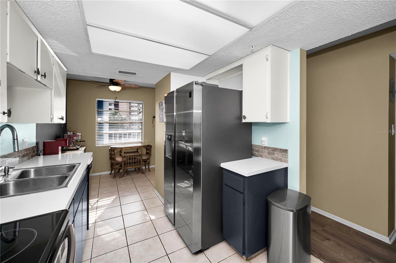 PORTSIDE CONDO - Residential
