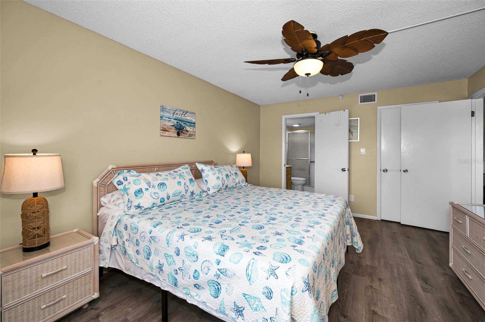PORTSIDE CONDO - Residential
