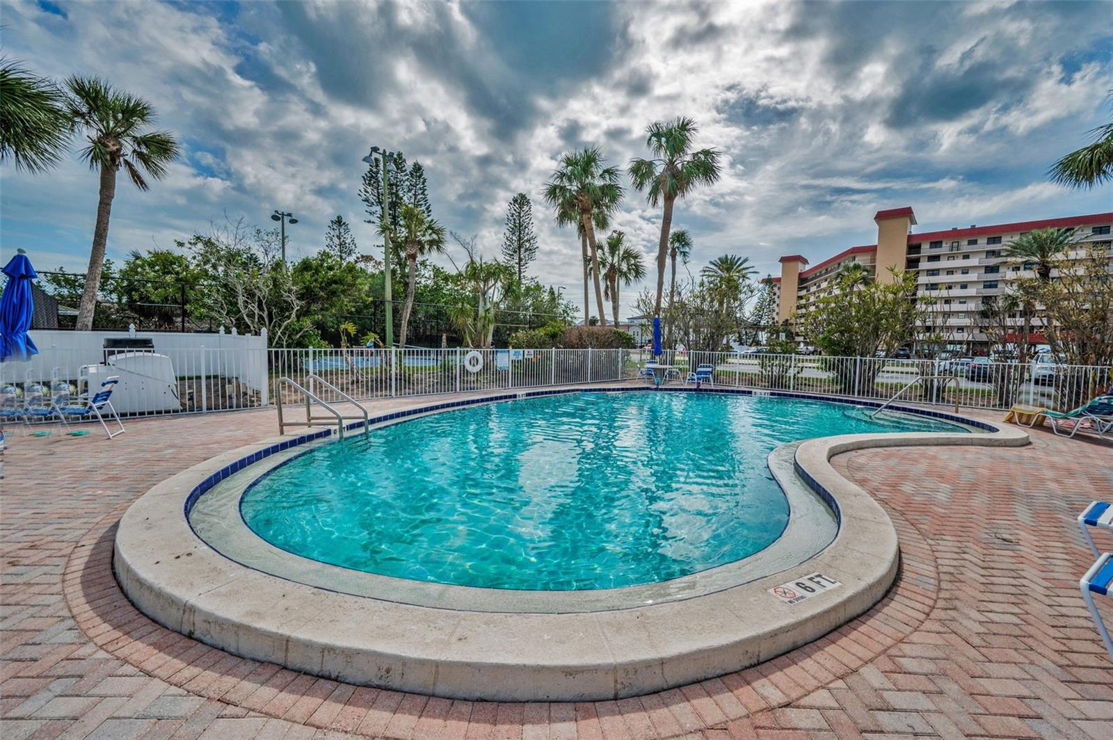 PORTSIDE CONDO - Residential