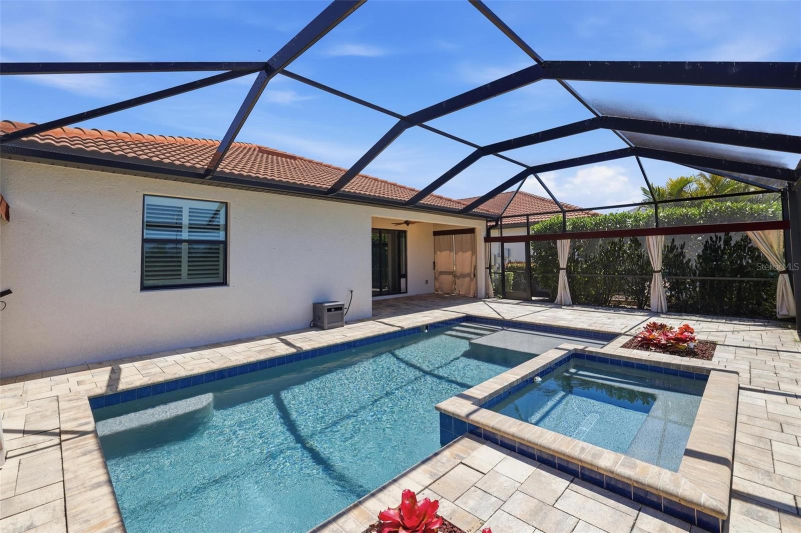 SARASOTA NATIONAL PH 9-B - Residential