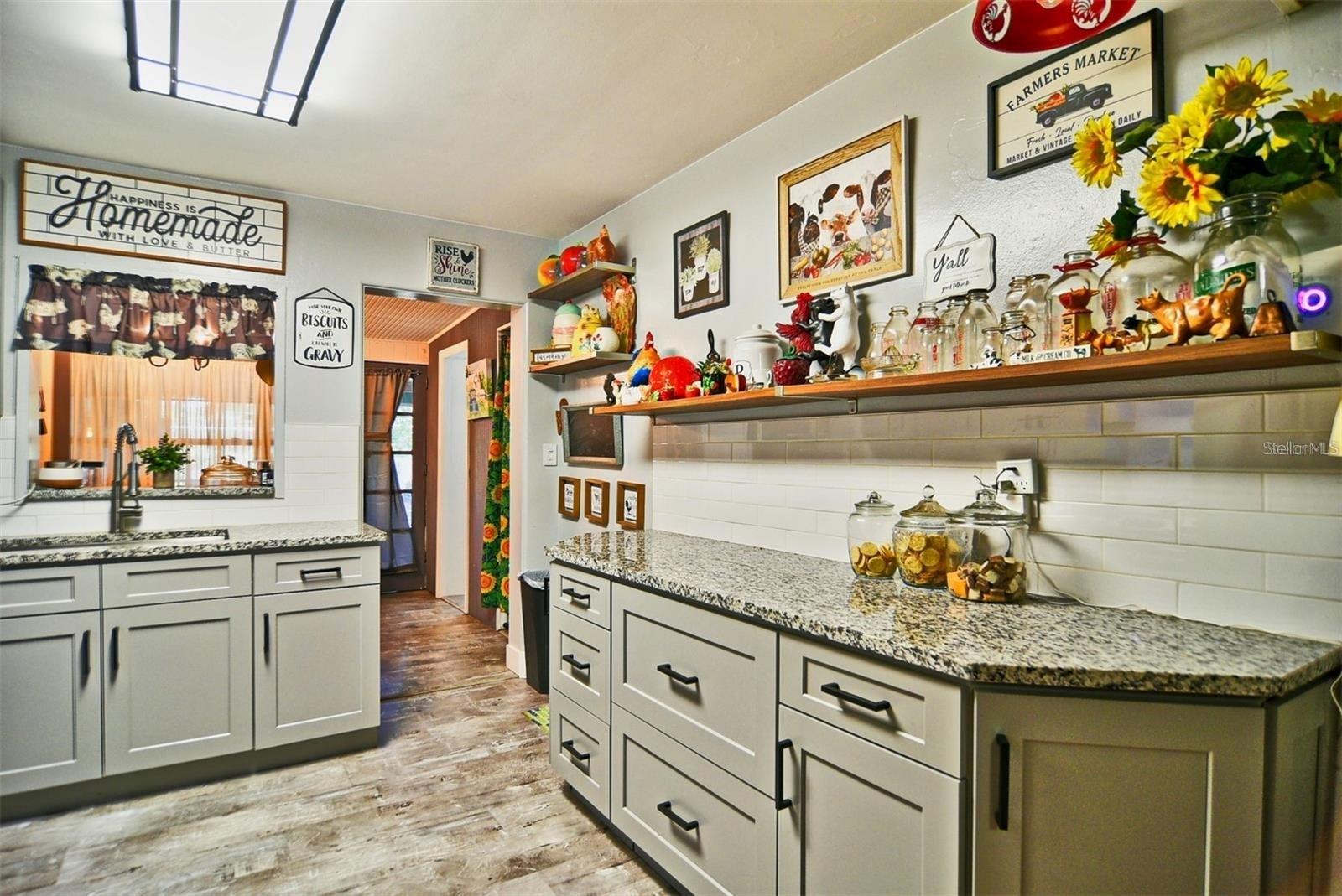 ROLANDO ESTATES - Residential