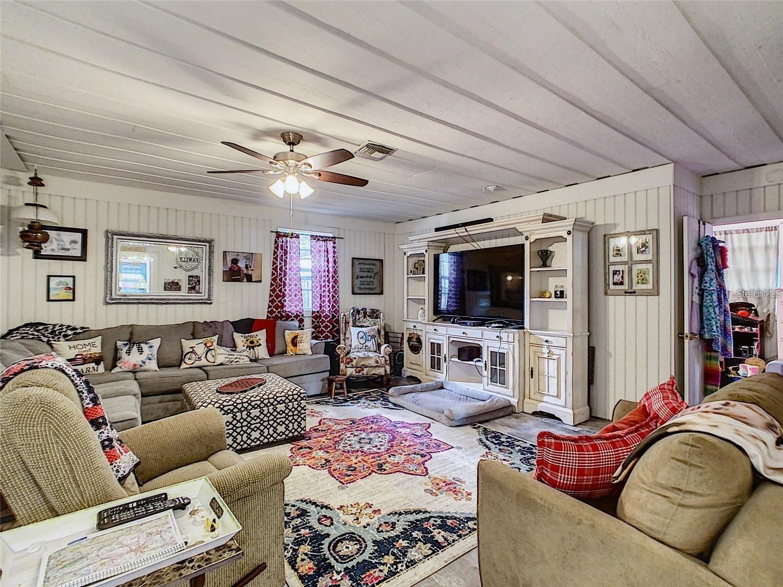 ROLANDO ESTATES - Residential