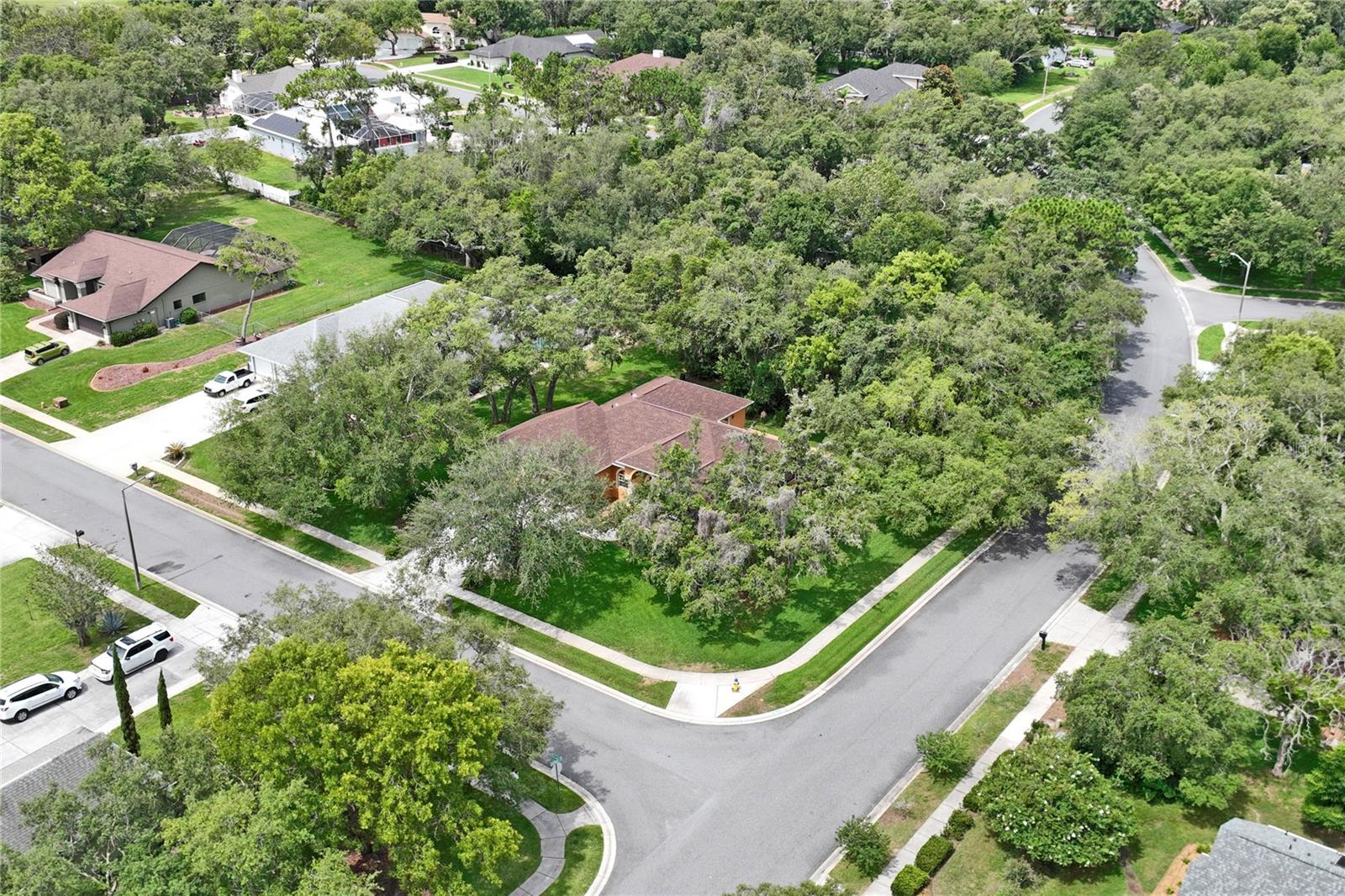 AUTUMN OAKS - Residential