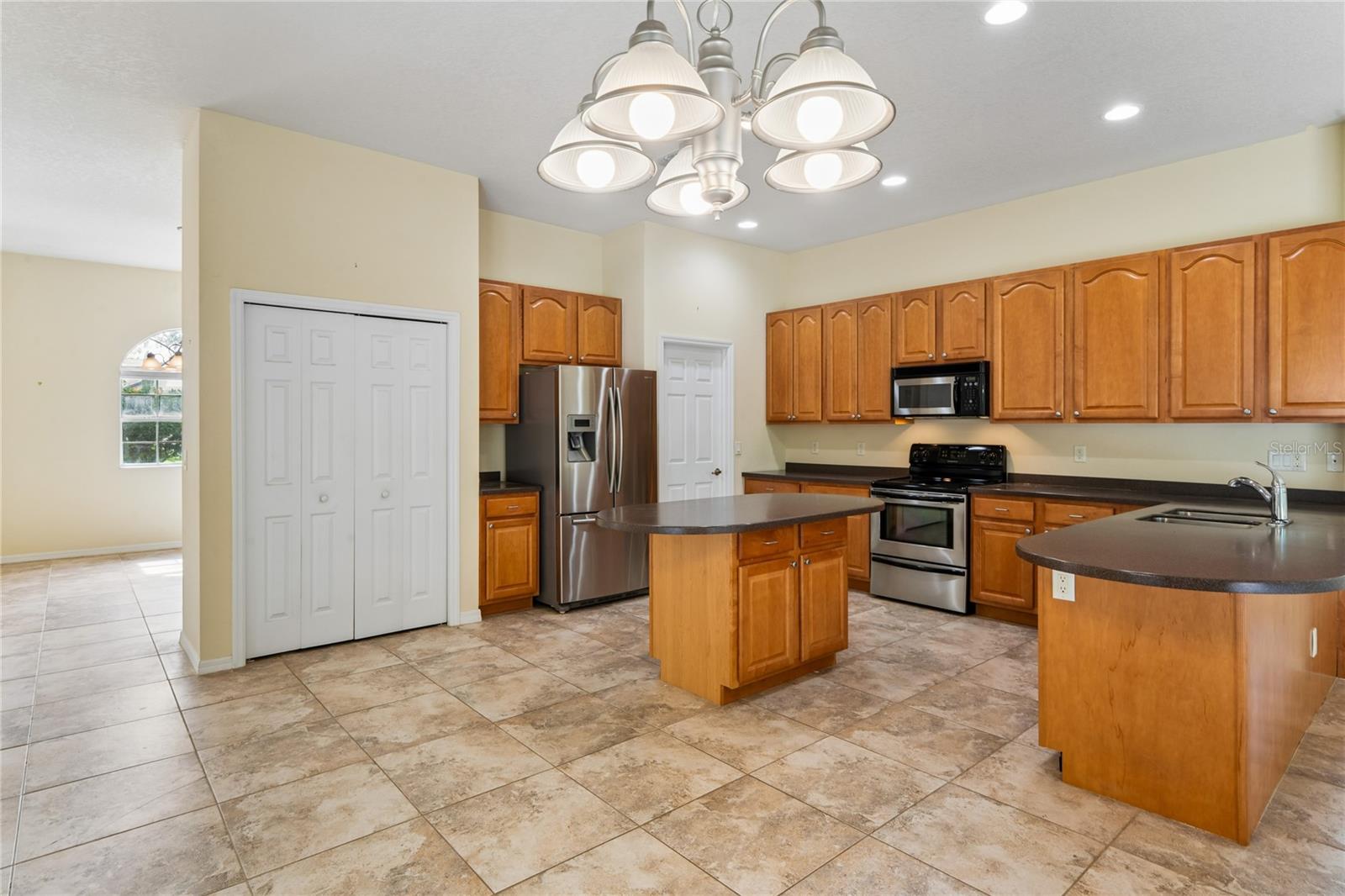 AUTUMN OAKS - Residential