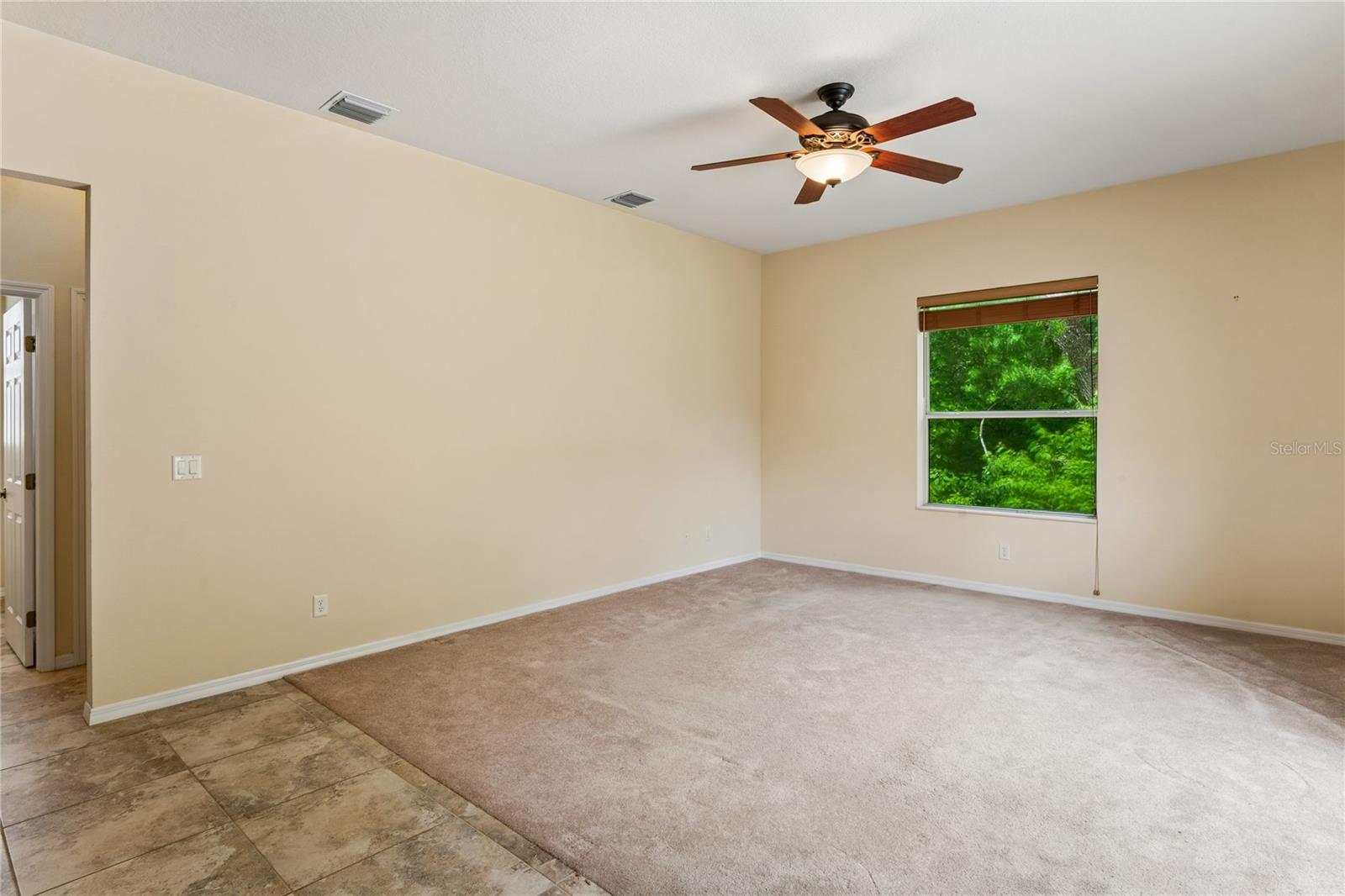 AUTUMN OAKS - Residential