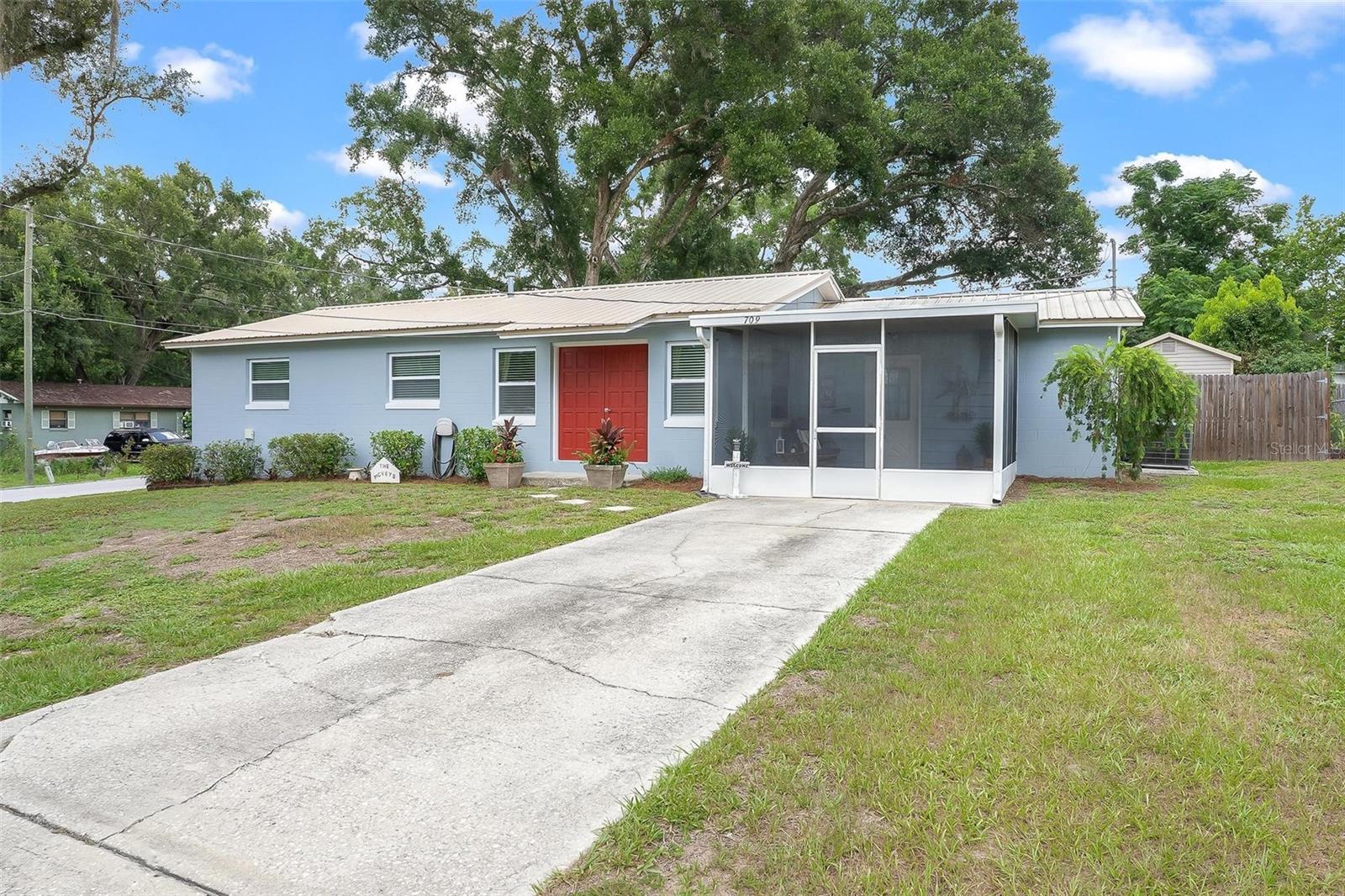FRUITLAND PARK - Residential