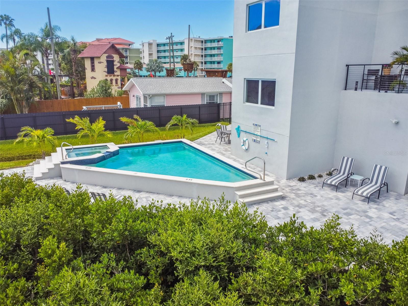 AVRA-CONDOS CONDO - Residential