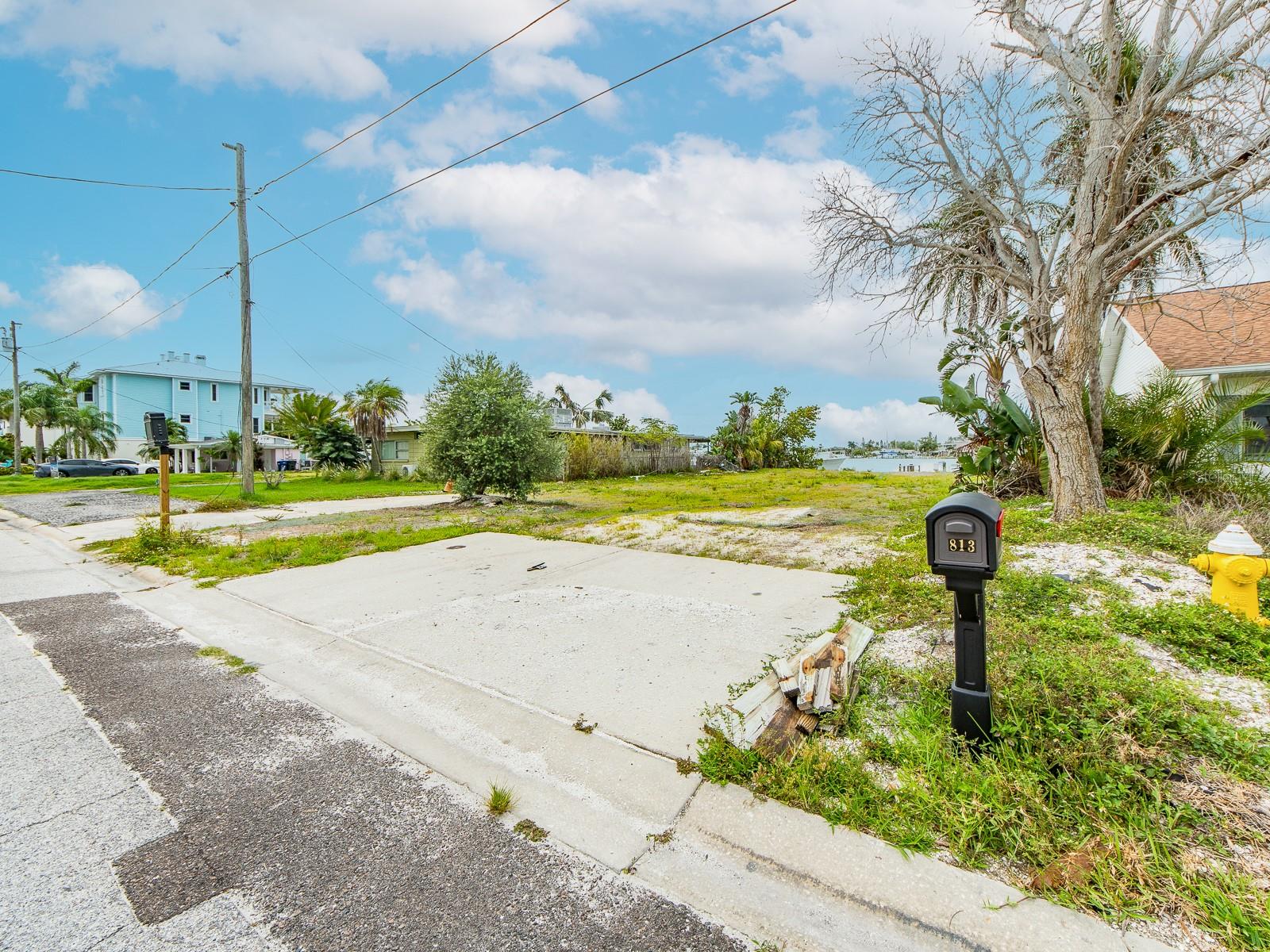 BAY POINT ESTATES 2ND ADD - Land