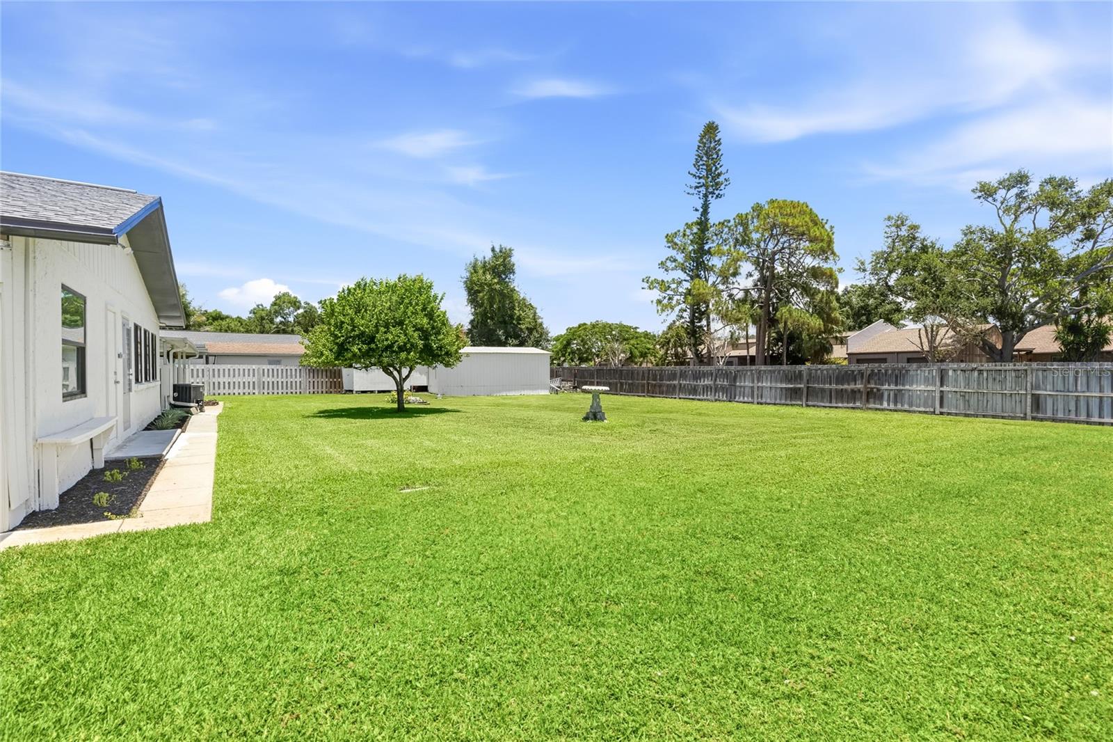 SARASOTA VENICE CO 09 37 18 - Residential