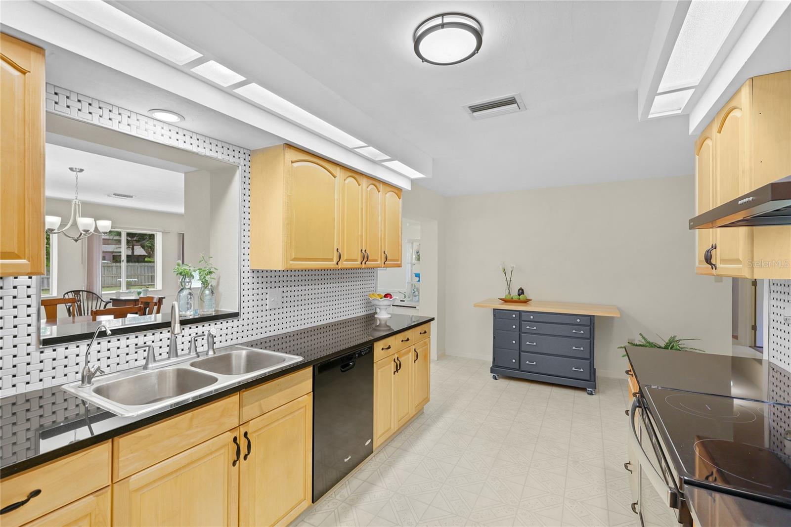 SARASOTA VENICE CO 09 37 18 - Residential