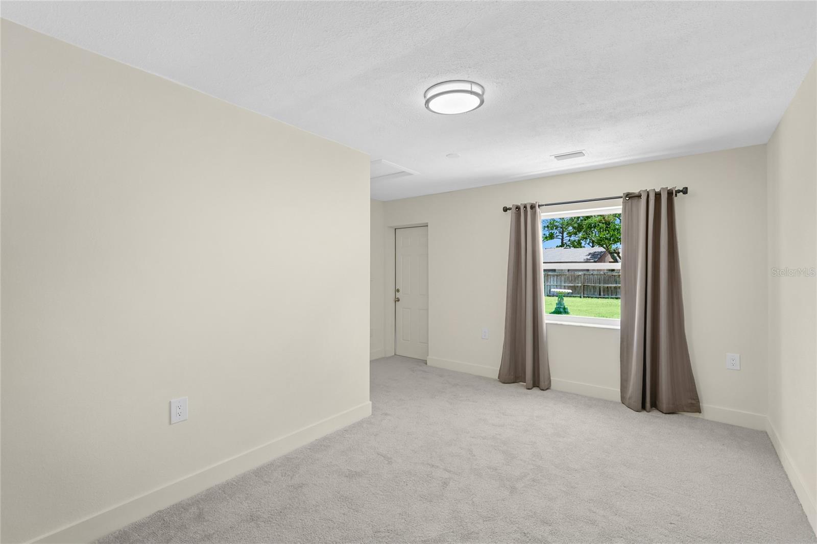 SARASOTA VENICE CO 09 37 18 - Residential
