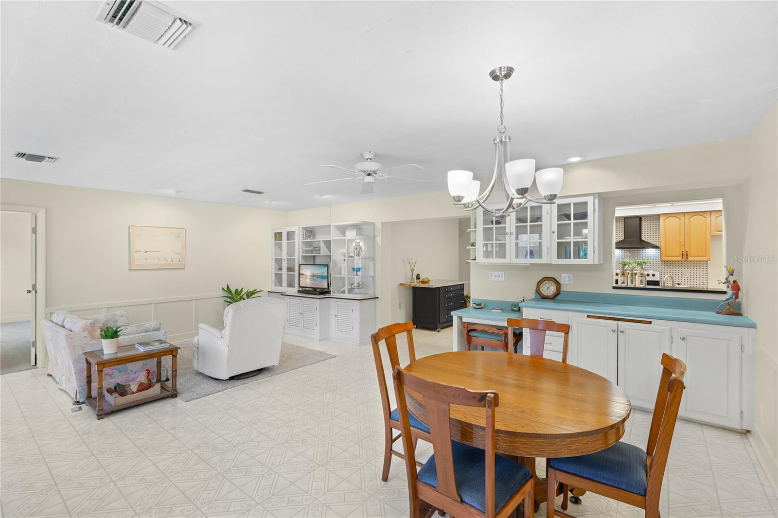 SARASOTA VENICE CO 09 37 18 - Residential