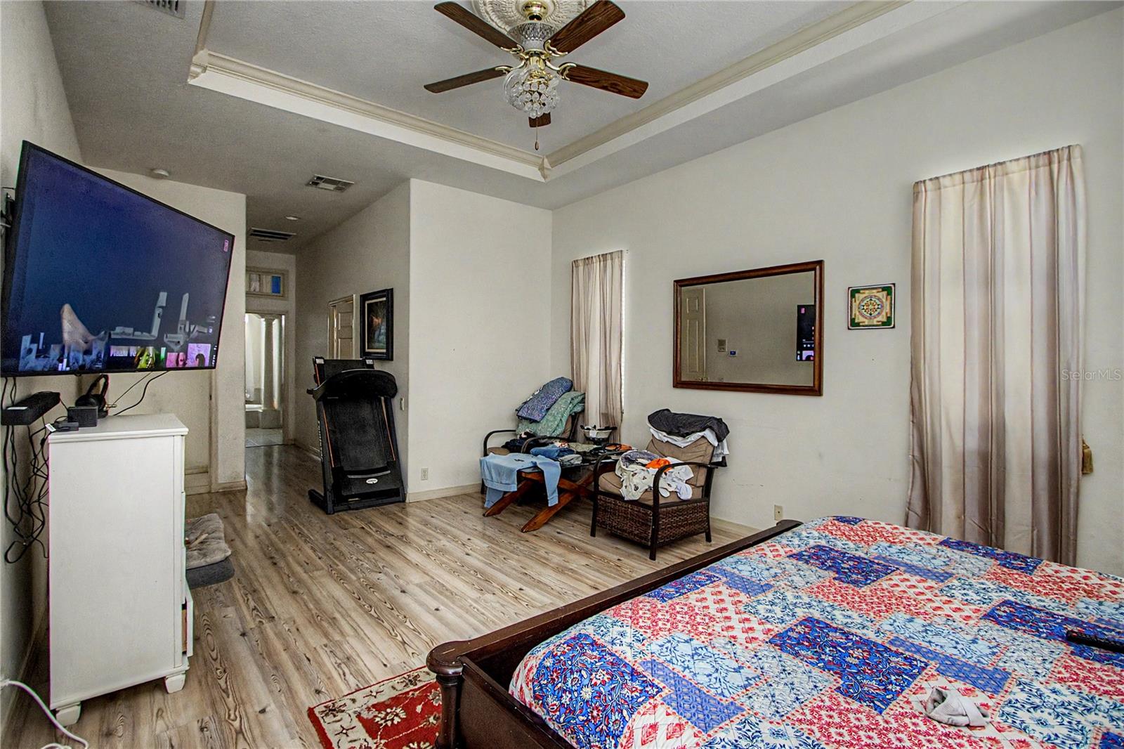 LAUREL WOOD - Residential