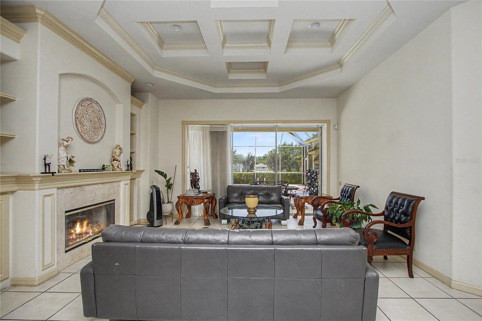 LAUREL WOOD - Residential