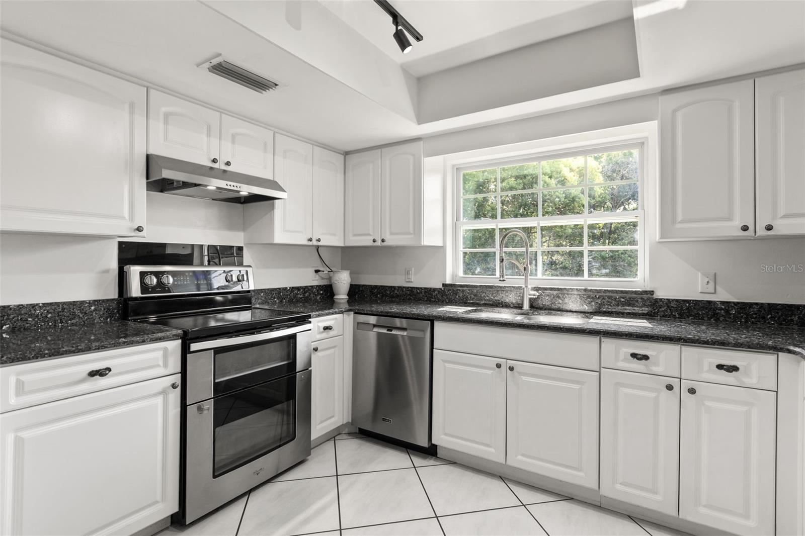 MAITLAND HIGHLANDS - Residential