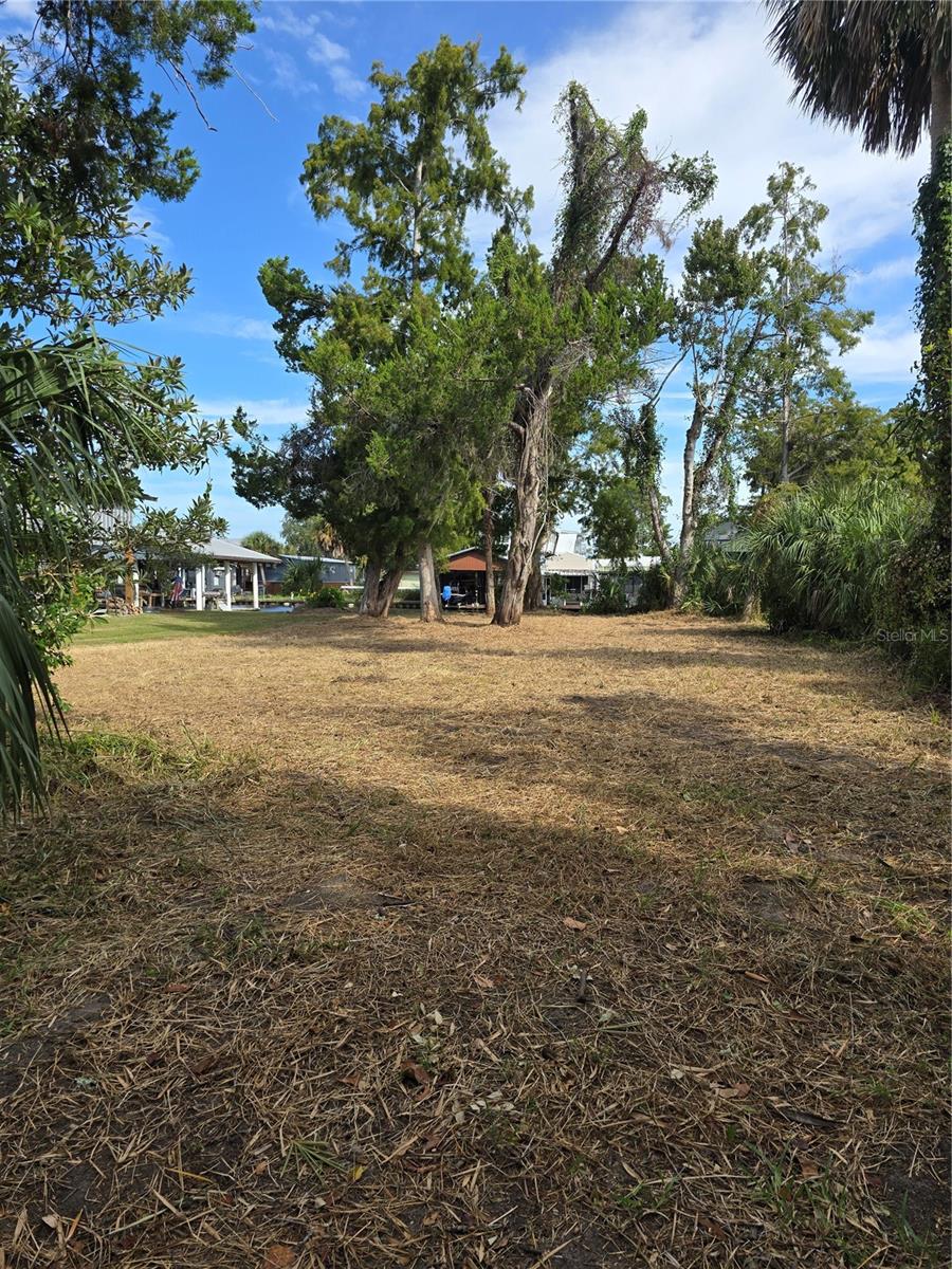 SUWANNEE SHORES ADD - Land