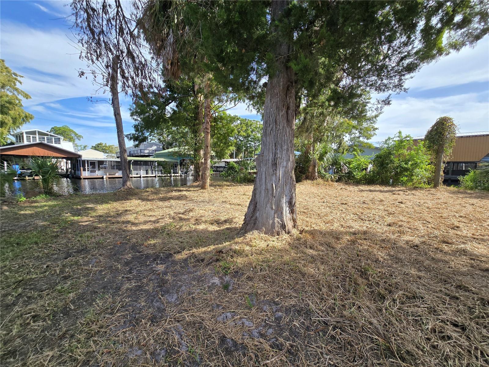 SUWANNEE SHORES ADD - Land