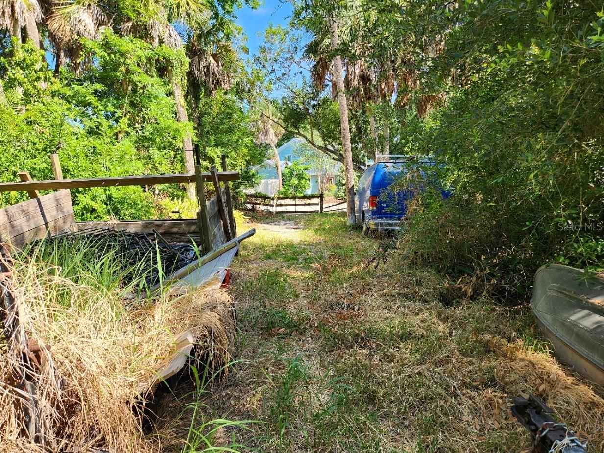 SOUTH VENICE - Land
