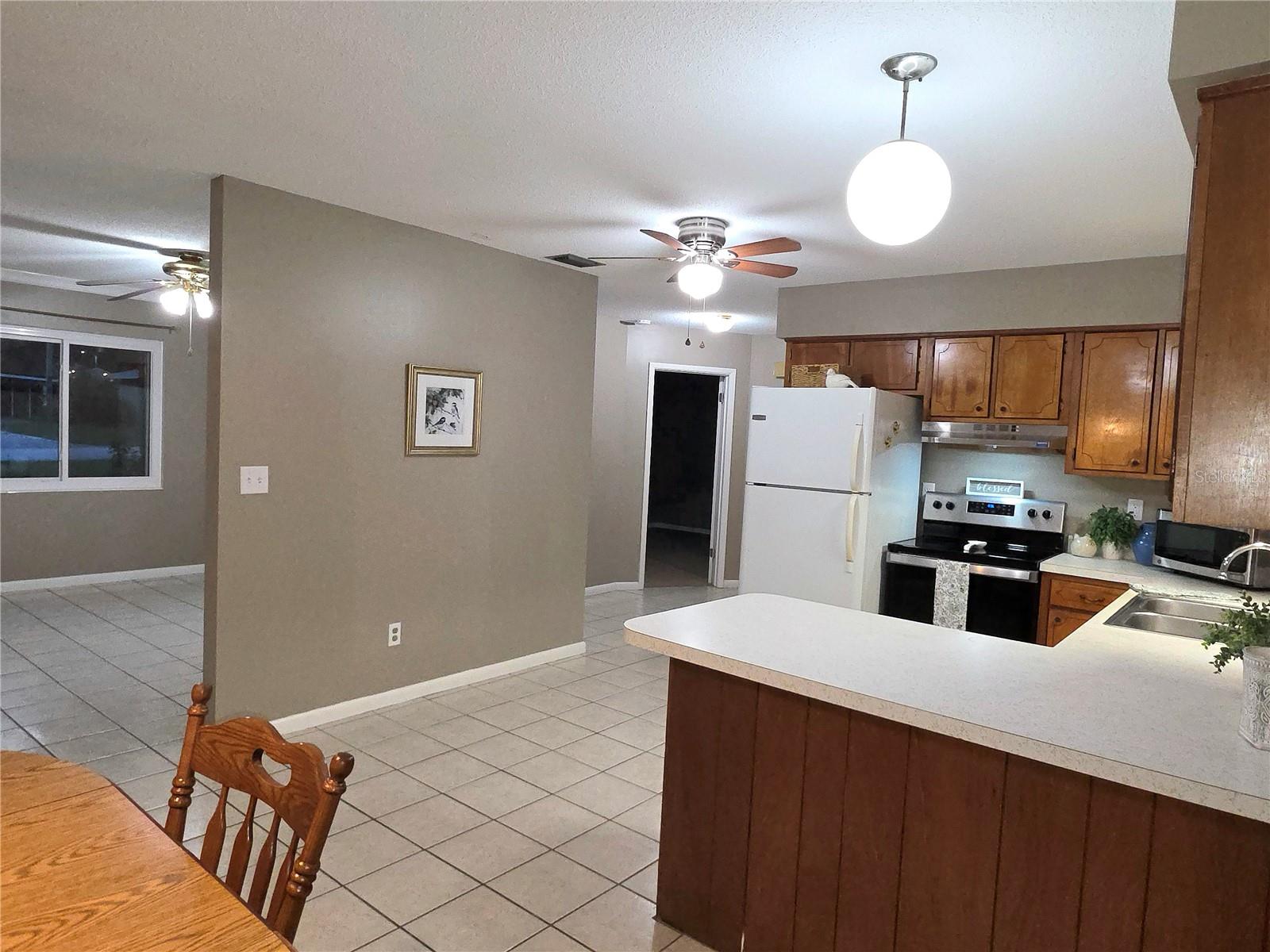 RAINBOW LAKES ESTATE - Residential