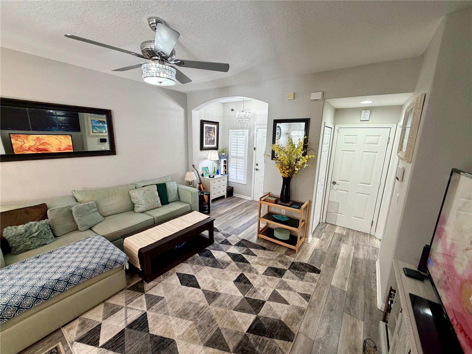 VENTANA TWNHMS AT WATERS EDGE - Residential Lease