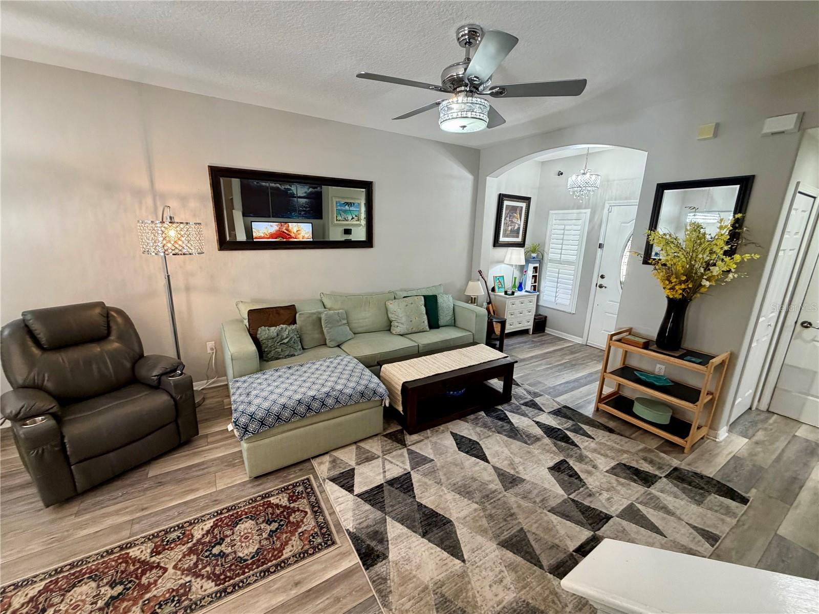 VENTANA TWNHMS AT WATERS EDGE - Residential Lease