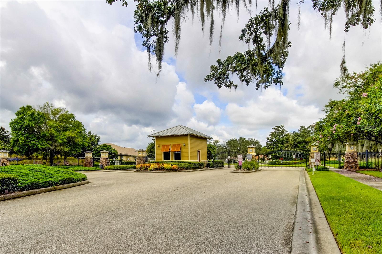 VENTANA TWNHMS AT WATERS EDGE - Residential Lease