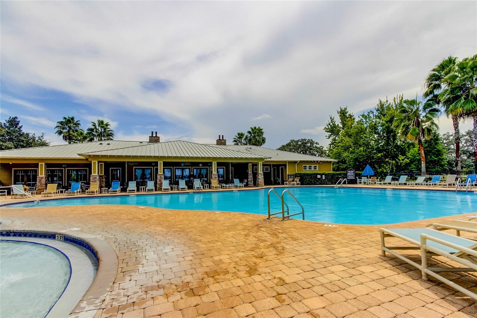 VENTANA TWNHMS AT WATERS EDGE - Residential Lease