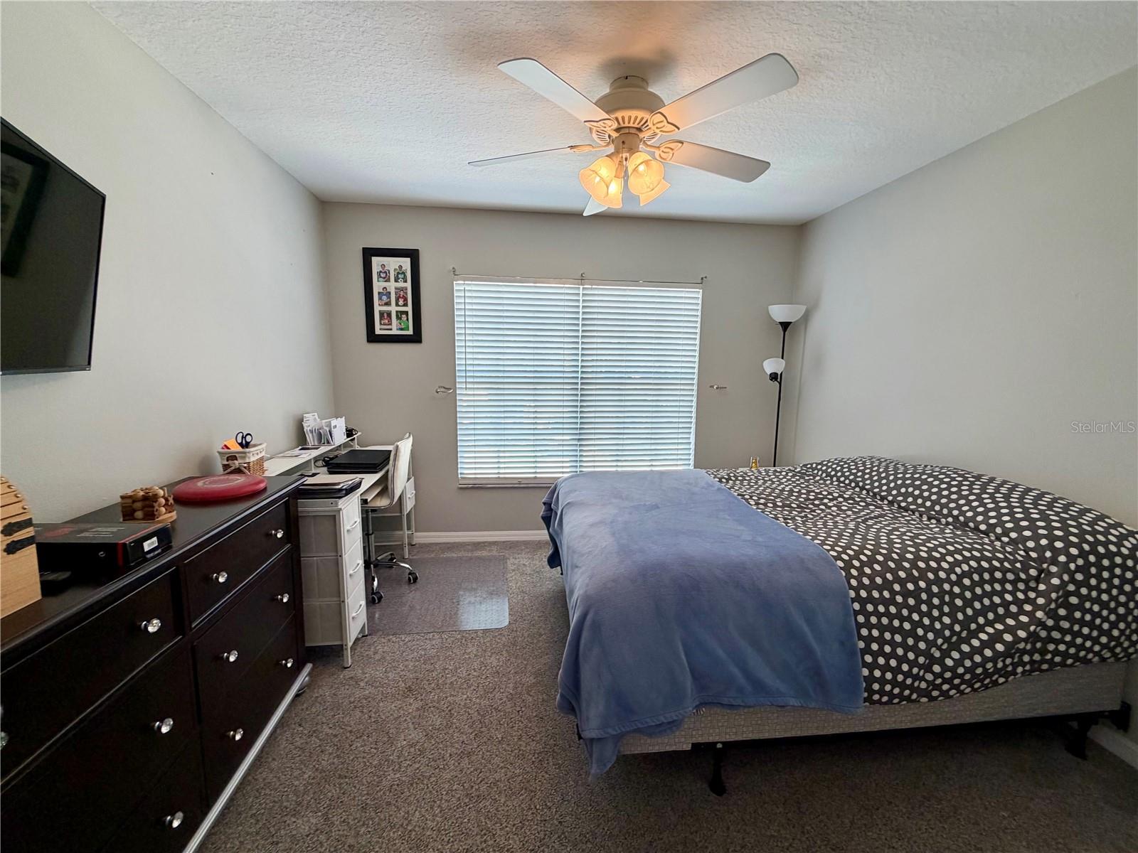VENTANA TWNHMS AT WATERS EDGE - Residential Lease