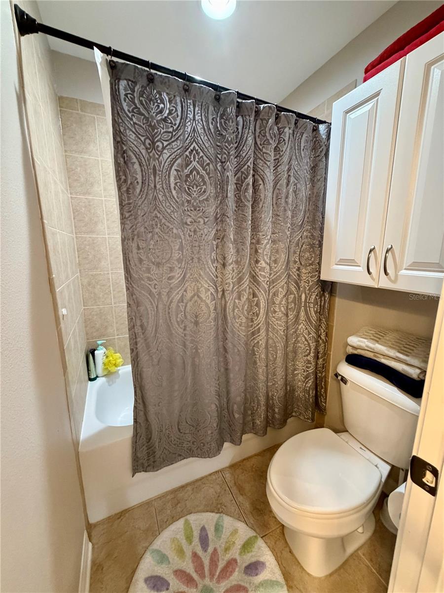 VENTANA TWNHMS AT WATERS EDGE - Residential Lease