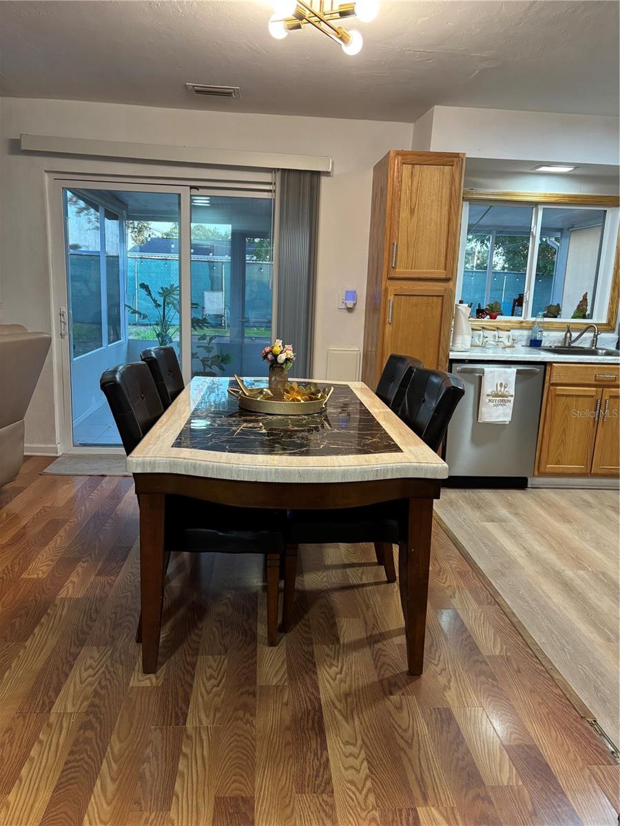 PARKWOOD - Residential