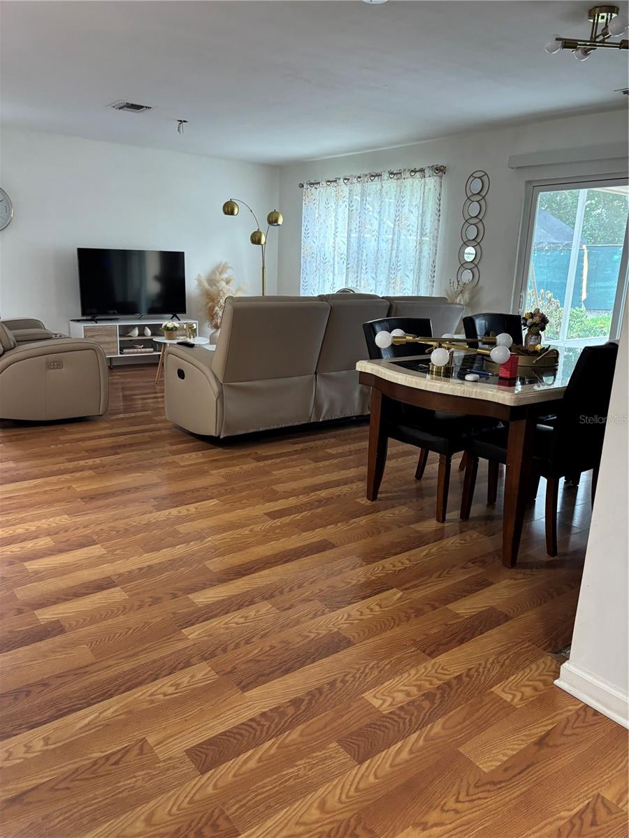 PARKWOOD - Residential
