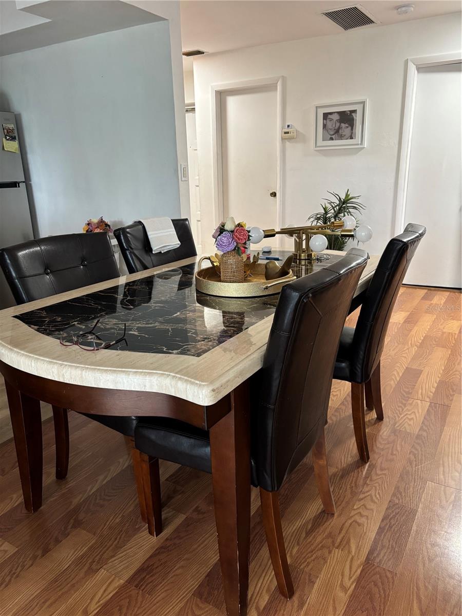 PARKWOOD - Residential