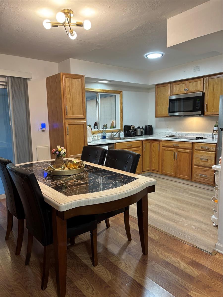 PARKWOOD - Residential