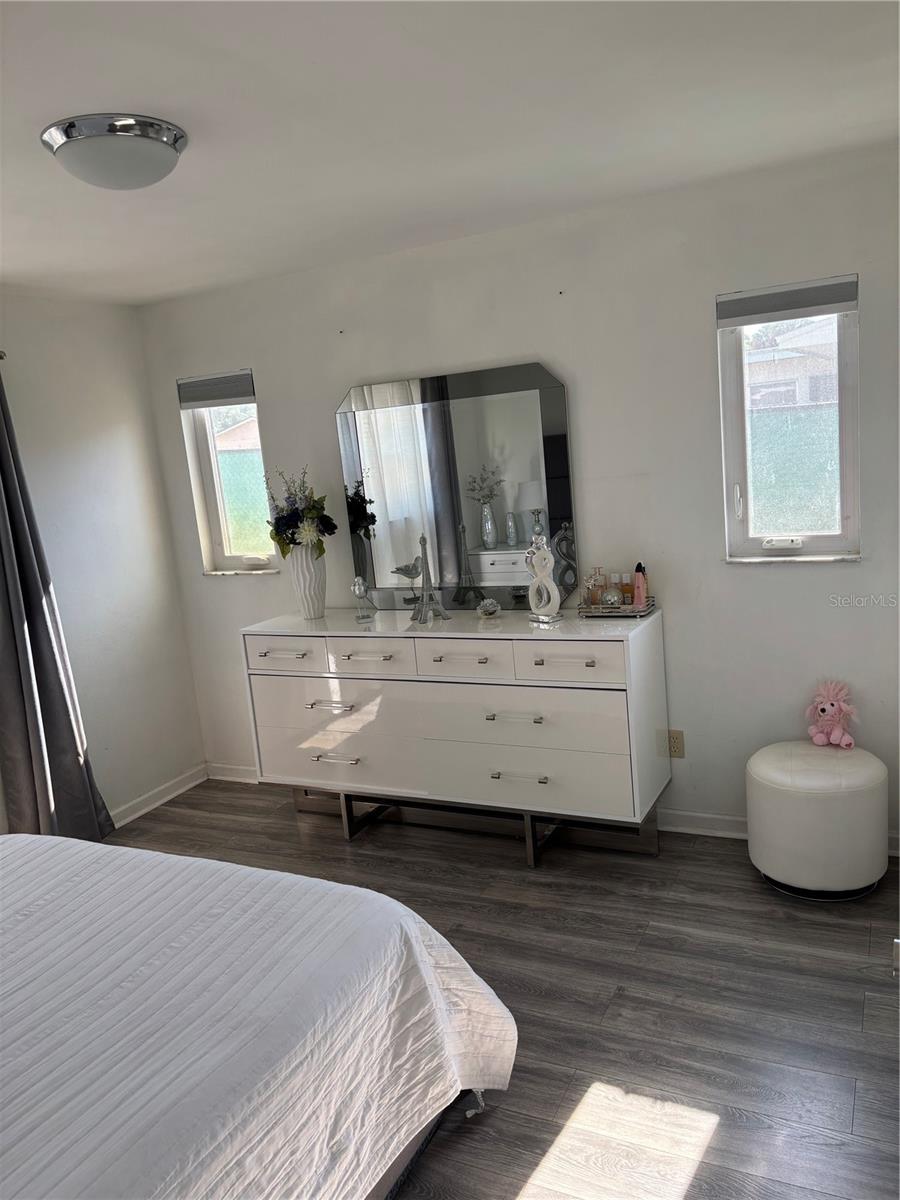 PARKWOOD - Residential