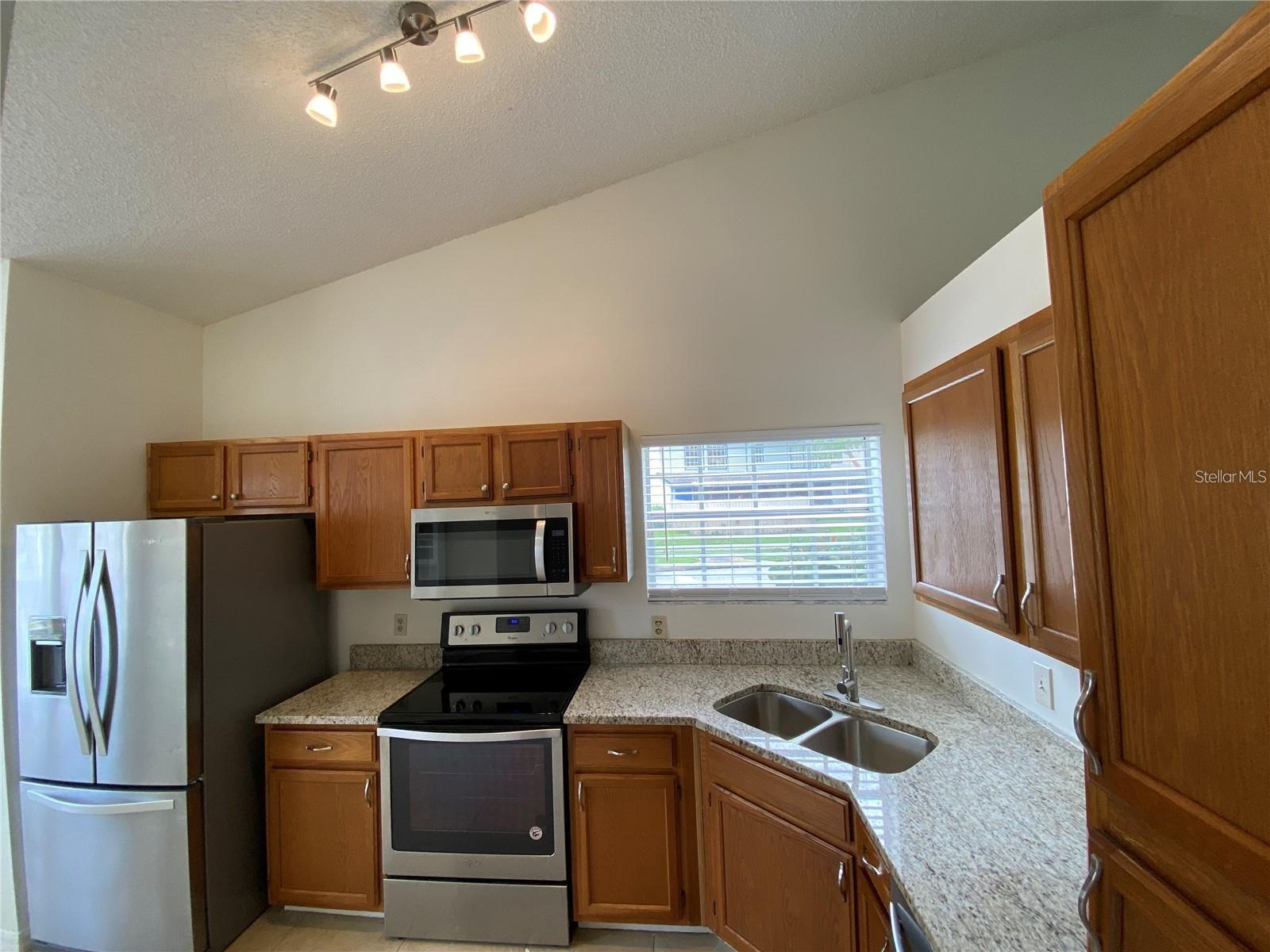 WEKIVA RESERVE UNIT 2 - Residential Lease